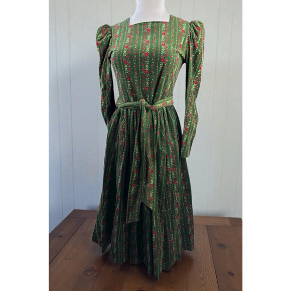 Vintage Laura Ashley Corduroy Square Neck Puff Sleeve Dress Cottagecore Prairie - Picture 2 of 16